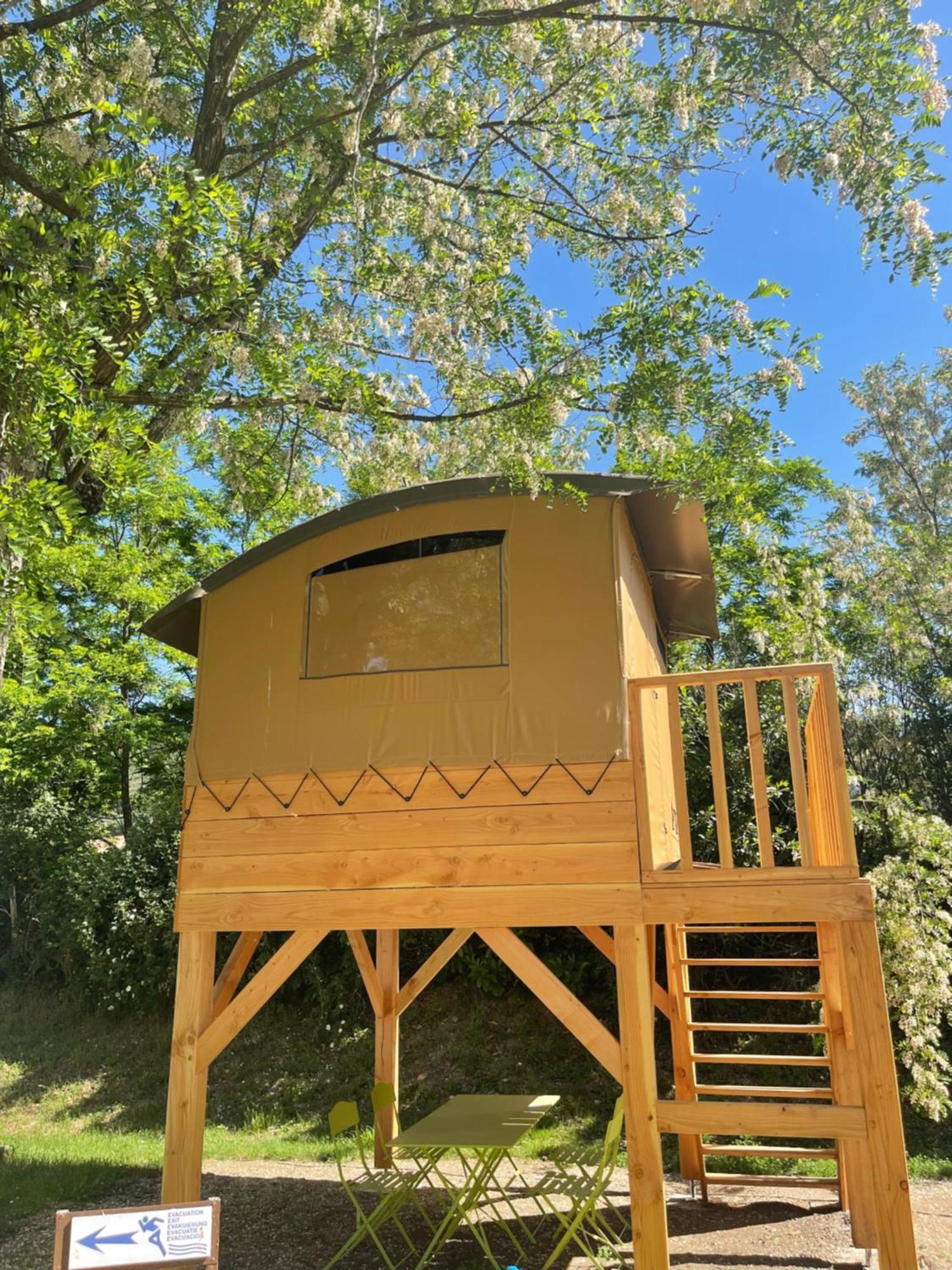 Camping Paradis Family Des Issoux Lalevade-d'Ardeche Ngoại thất bức ảnh