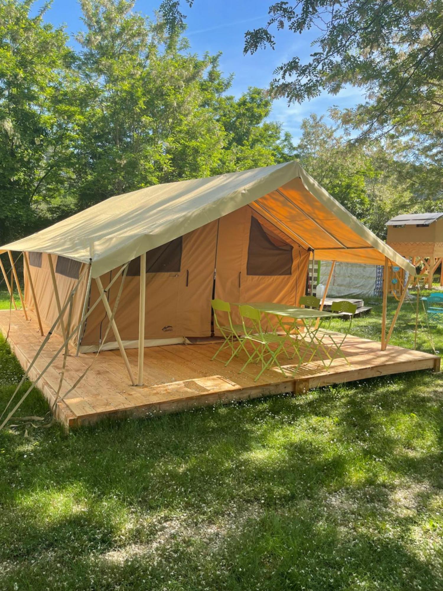 Camping Paradis Family Des Issoux Lalevade-d'Ardeche Ngoại thất bức ảnh
